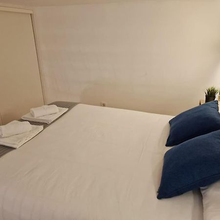Апартаменты Mediodia Chica Apartamento Tipo Loft En La Latina Мадрид Экстерьер фото