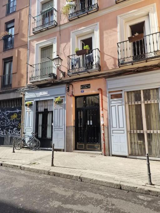 Апартаменты Mediodia Chica Apartamento Tipo Loft En La Latina Мадрид Экстерьер фото