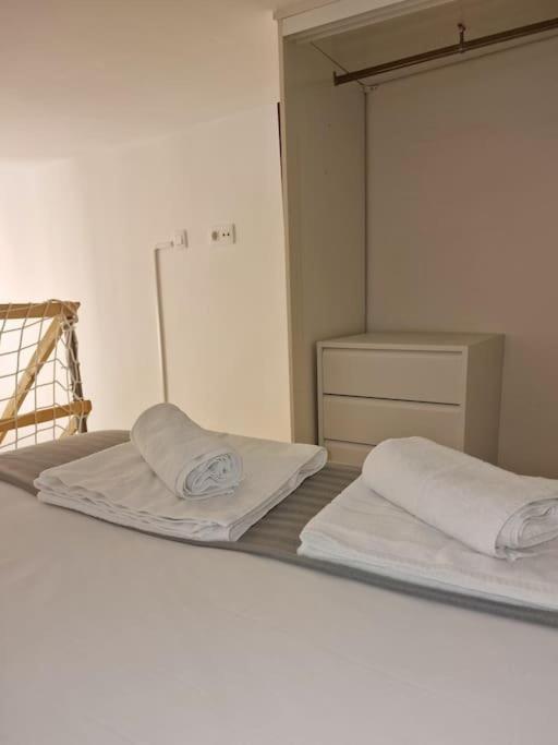 Апартаменты Mediodia Chica Apartamento Tipo Loft En La Latina Мадрид Экстерьер фото
